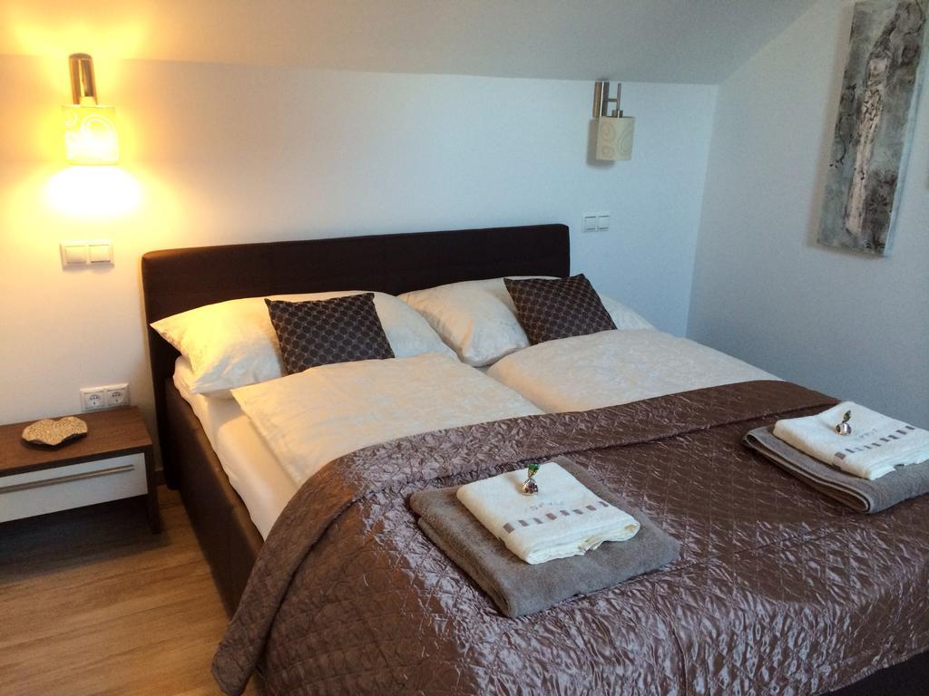Leiner Apartman Hévíz Oda fotoğraf