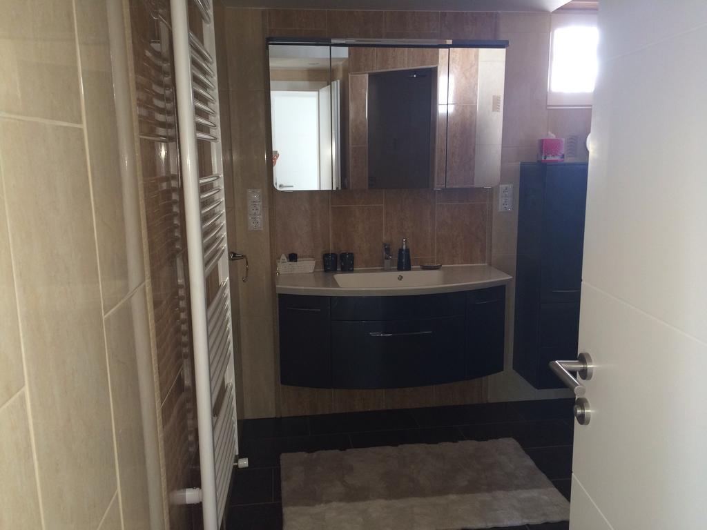 Leiner Apartman Hévíz Oda fotoğraf