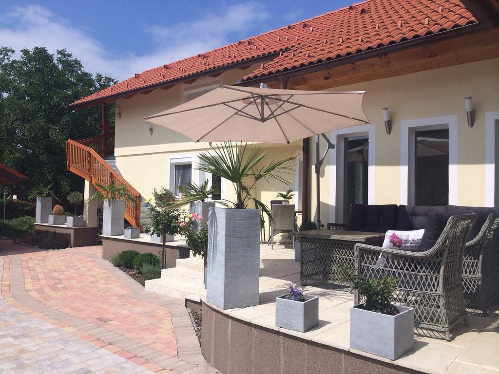 Leiner Apartman Hévíz Oda fotoğraf