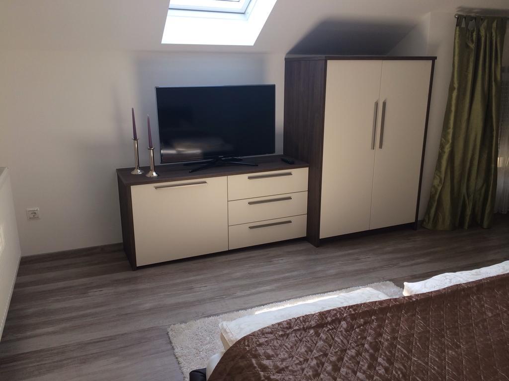 Leiner Apartman Hévíz Oda fotoğraf